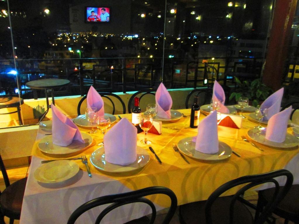 Las Musas Hotel & Casino Чиклайо Екстер'єр фото